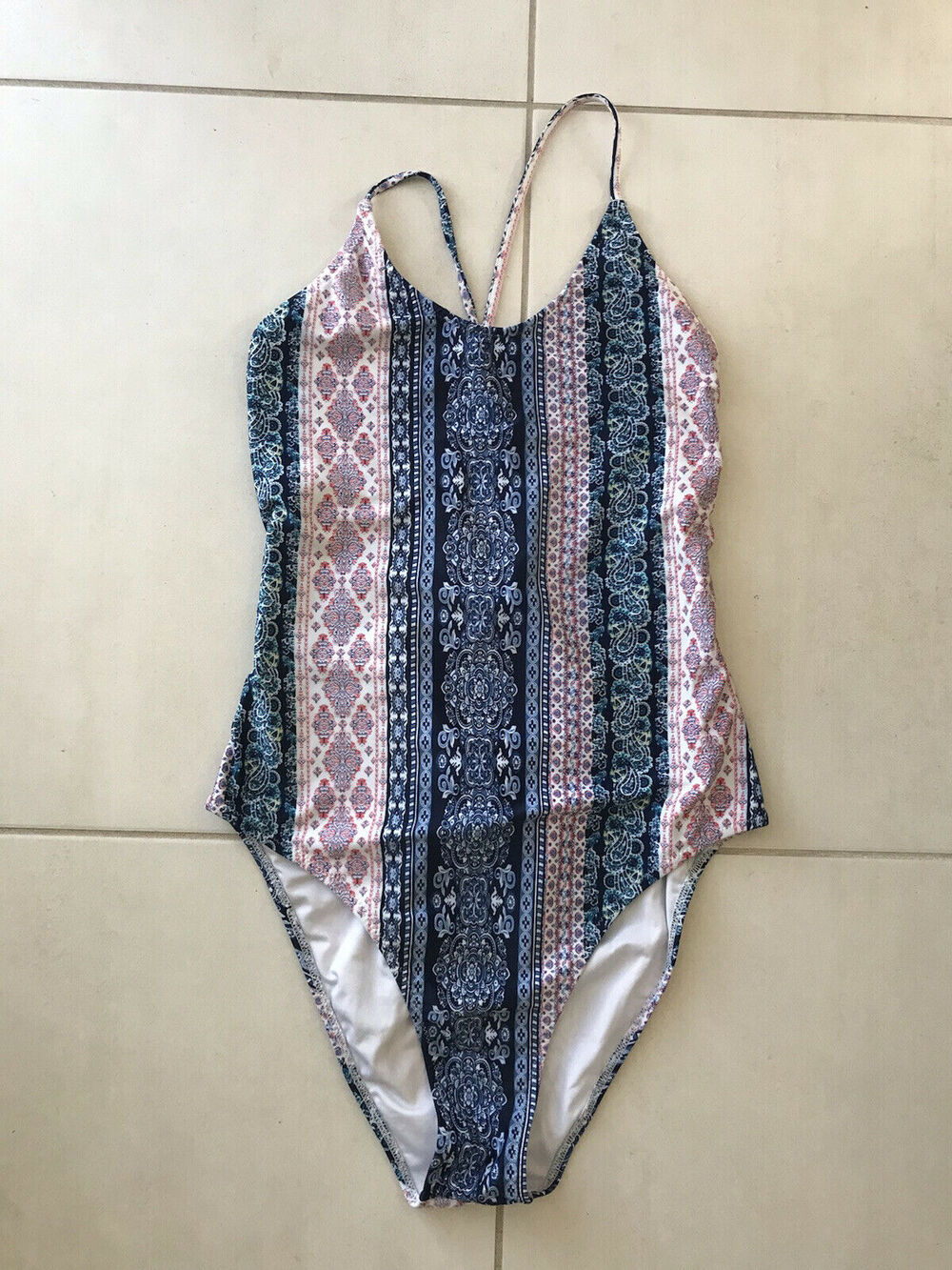 Cupshe Print Stand By You Lace Up One Piece Swimsuit